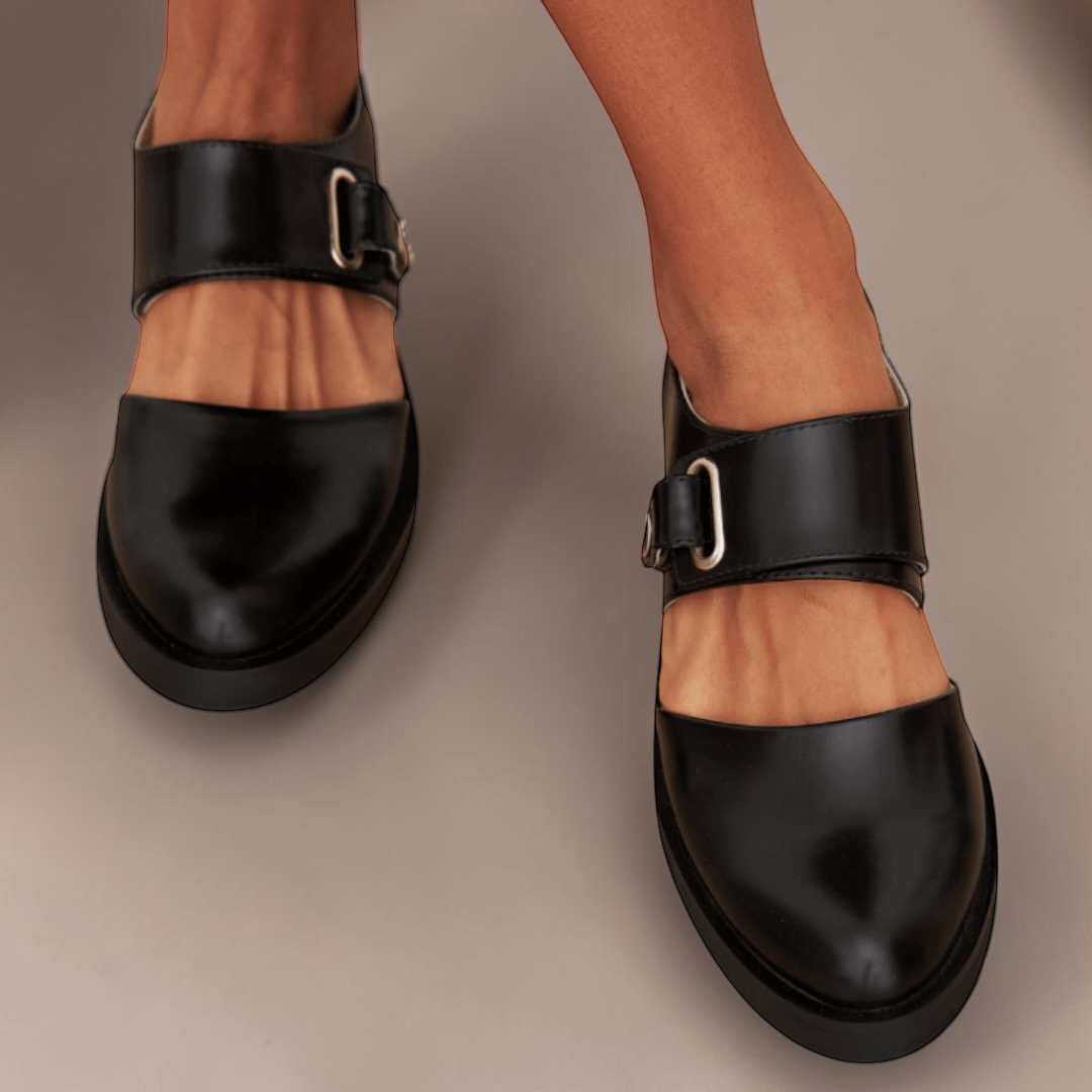 Black / 12