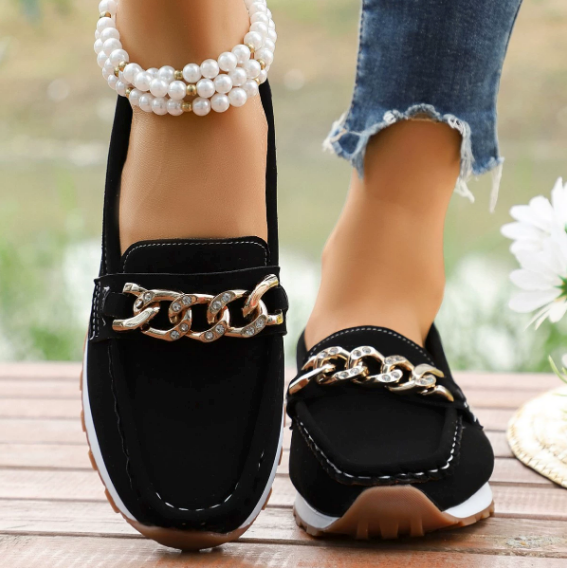 Black / 10