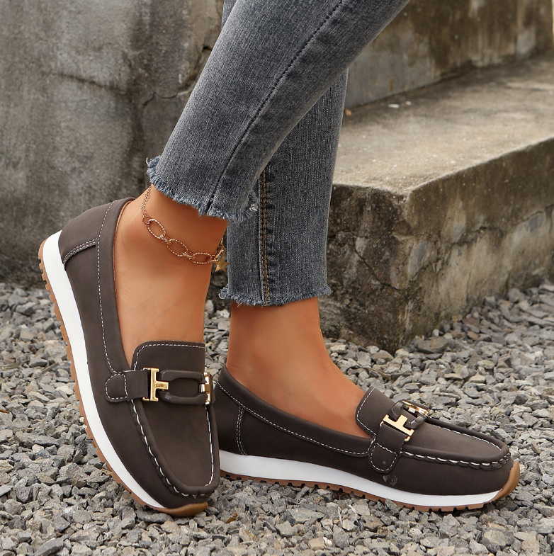 Brown / 12
